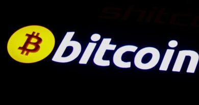 Bitcoin Spikes As Trump Bashes Banks, Sides With Crypto Over Regulation